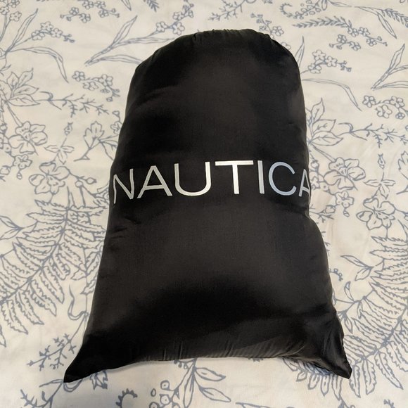 Nautica Synthetic Puffy Women's Jacket with Hood - Picture 12 of 14